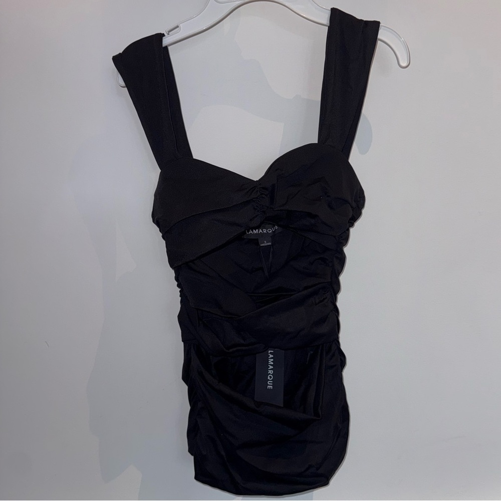 Lamarque Black Top